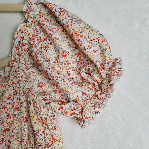 STORIA Small Smocked Square Neck BellSleeve FallVibe Sexy scrunched Elastic - Picture 13 of 16